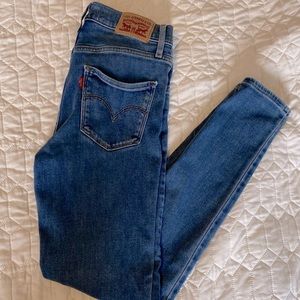 Levi’s 720 High Rise Super Skinny Jeans